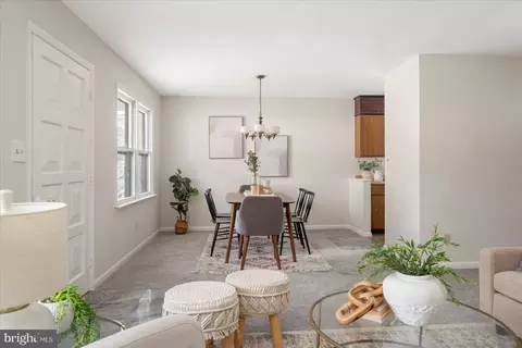 7353 Chesapeake Rd, Middle River, MD 21220 photo 4