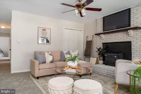 7353 Chesapeake Rd, Middle River, MD 21220 photo 3