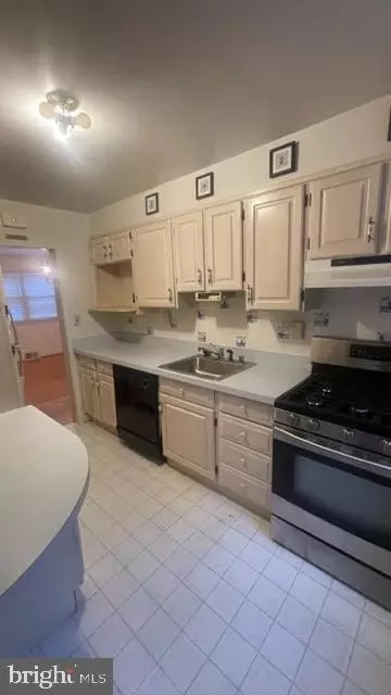 802 Walker Ave, Baltimore, MD 21212 photo 5