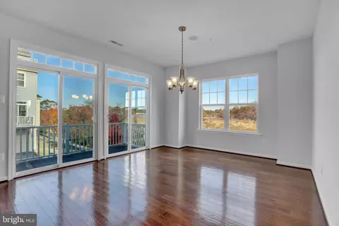 Living - 2035 Case Rd, Dundalk, MD 21222 photo 2 of 2