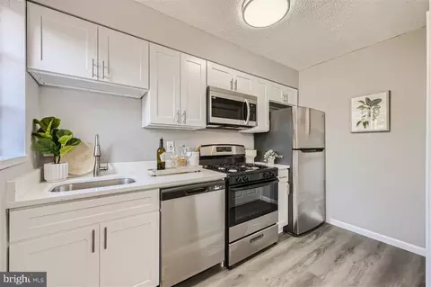 414 Meadow Rd, Baltimore, MD 21206 photo 13