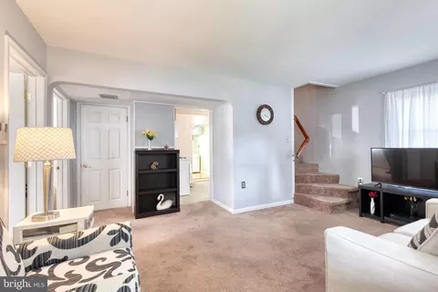 7816 Fairgreen Rd, Dundalk, MD 21222