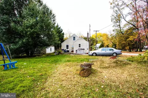 719 Wampler Rd, Middle River, MD 21220 photo 5