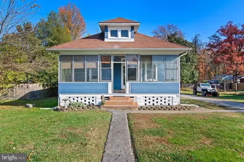 207 Wampler Rd, Middle River, MD 21220