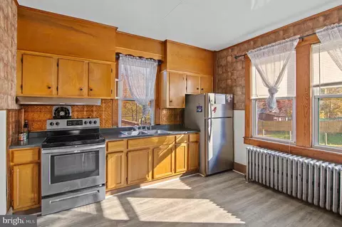 Kitchen - 207 Wampler Rd, Middle River, MD 21220 photo 1 of 2