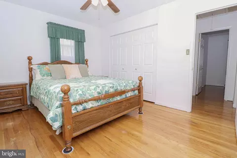 421 Brownell Rd, Middle River, MD 21220 photo 12