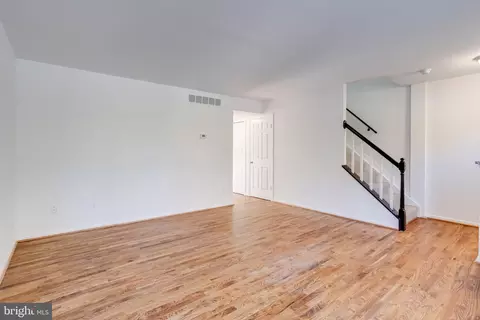 15 Bridgeview Ct, Nottingham, MD 21236 photo 4