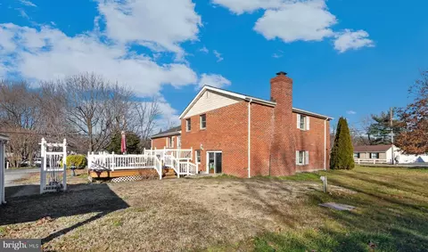 Exterior - 2446 Lodge Farm Rd, Sparrows Point, MD 21219 photo 9 of 16