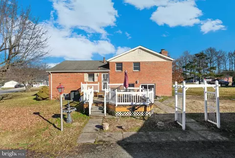 Exterior - 2446 Lodge Farm Rd, Sparrows Point, MD 21219 photo 10 of 16