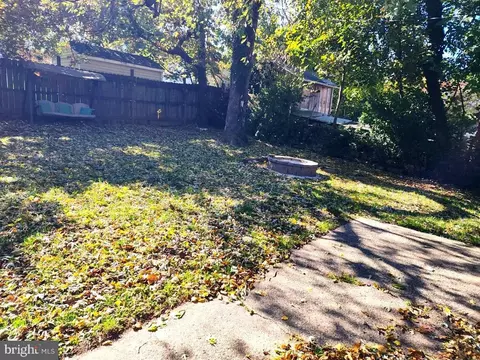 307 3rd, Halethorpe, MD 21227 photo 9