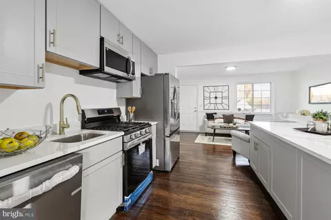 434 Old Home Rd, Baltimore, MD 21206