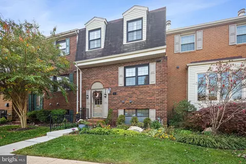 52 Theo Ln #52, Towson, MD 21204