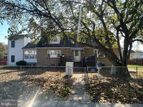 207 2nd Ave, Halethorpe, MD 21227