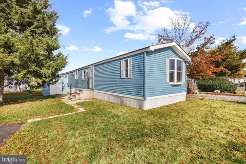 100 Lariat Rd, Middle River, MD 21220