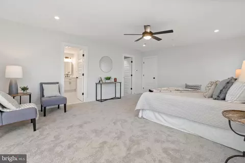 Bedroom - 3505 Beach Rd, Middle River, MD 21220 photo 5 of 6