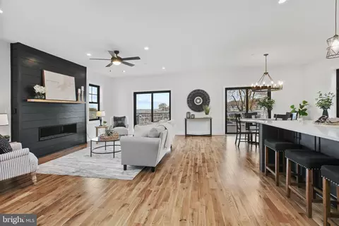 Living - 3505 Beach Rd, Middle River, MD 21220 photo 2 of 6