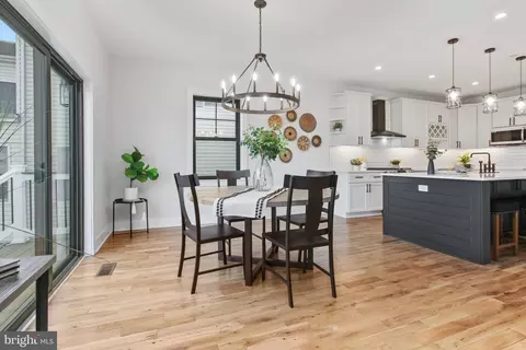 Dining - 3505 Beach Rd, Middle River, MD 21220 photo 1 of 4
