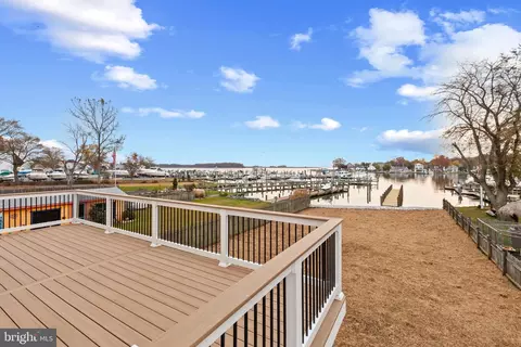 Exterior - 3505 Beach Rd, Middle River, MD 21220 photo 3 of 10