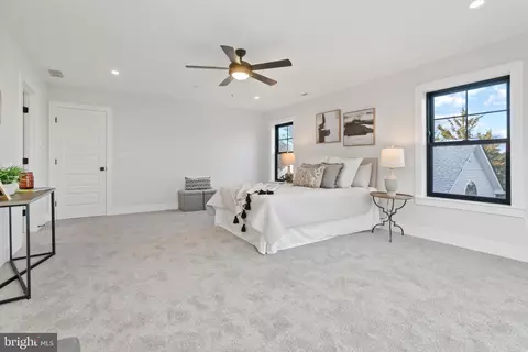 Bedroom - 3505 Beach Rd, Middle River, MD 21220 photo 6 of 6