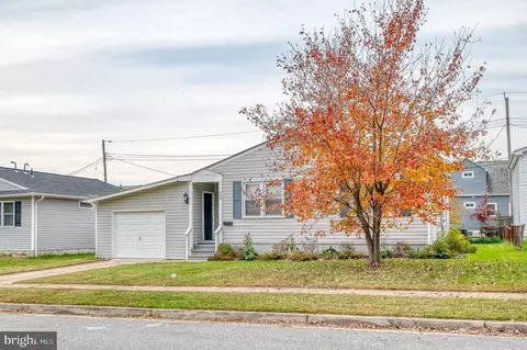 906 Homberg Ave, Essex, MD 21221