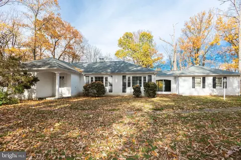 3204 Caves Rd, Owings Mills, MD 21117