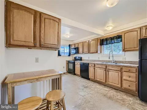 2901 Eastern Blvd, Middle River, MD 21220 photo 11