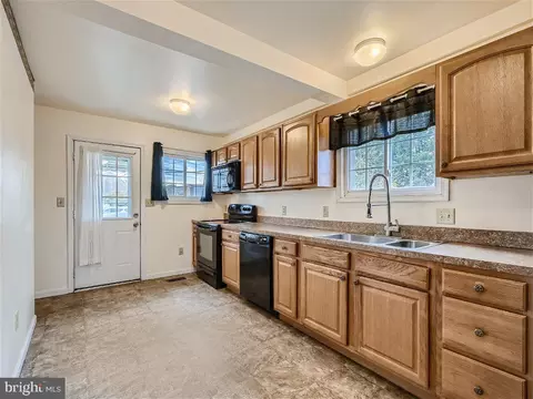 2901 Eastern Blvd, Middle River, MD 21220 photo 10