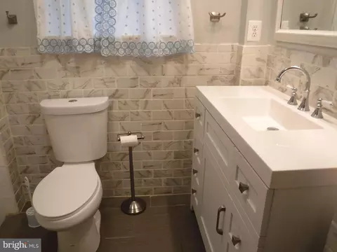 2 Flagship Rd, Dundalk, MD 21222 photo 31