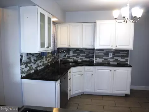 2 Flagship Rd, Dundalk, MD 21222 photo 7