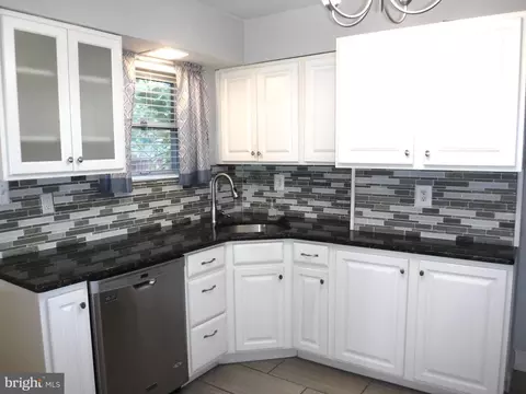 2 Flagship Rd, Dundalk, MD 21222 photo 8