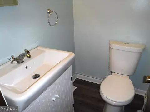 2 Flagship Rd, Dundalk, MD 21222 photo 14