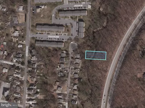 Parcel Peach Avenue, Parkville, MD 21234