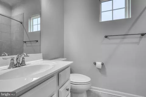 2945 Shaws Rd, Sparrows Point, MD 21219 photo 23