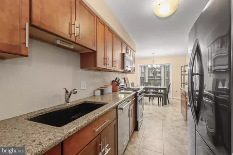 6966 Copperbend Ln, Baltimore, MD 21209 photo 7