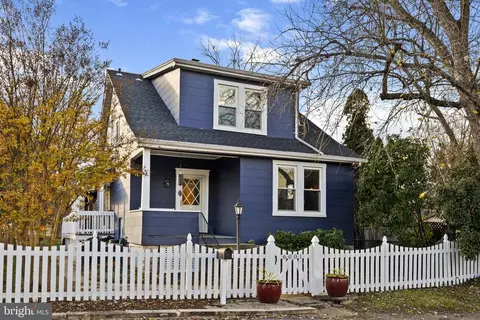 6001 Altamont Pl, Baltimore, MD 21210