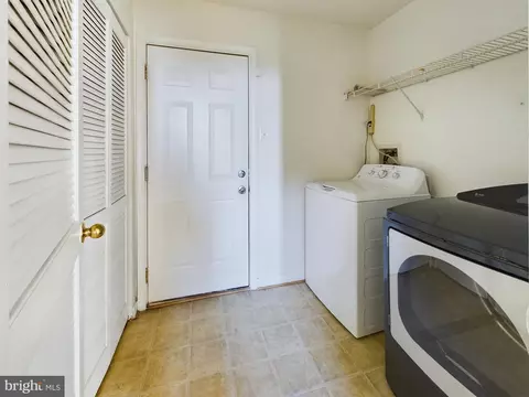 884 Lowe, Middle River, MD 21220 photo 6