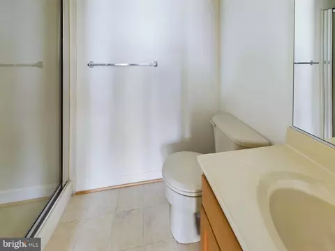 884 Lowe, Middle River, MD 21220 photo 5
