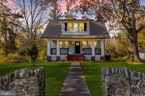 7207 Rockridge Rd, Pikesville, MD 21207
