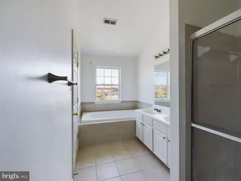 886 Lowe Rd, Middle River, MD 21220 photo 21