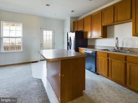 886 Lowe Rd, Middle River, MD 21220 photo 12