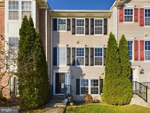 886 Lowe Rd, Middle River, MD 21220