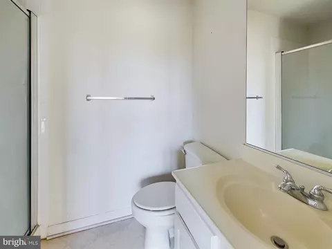 886 Lowe Rd, Middle River, MD 21220 photo 6