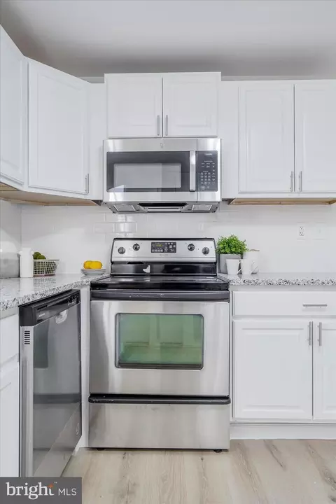 102 Wampler Rd, Middle River, MD 21220 photo 16