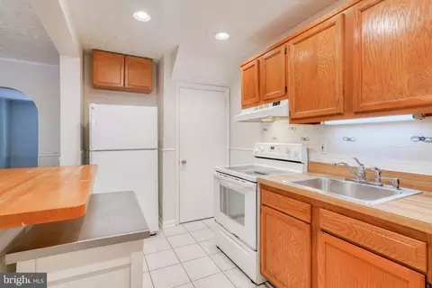 2111 Vailthorn Rd, Middle River, MD 21220 photo 14