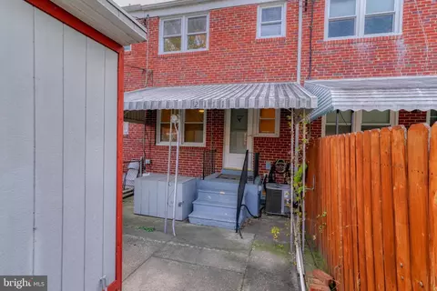 2111 Vailthorn Rd, Middle River, MD 21220 photo 4