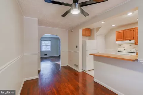 2111 Vailthorn Rd, Middle River, MD 21220 photo 11