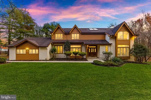 2211 Caves Rd, Owings Mills, MD 21117