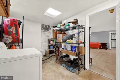 611 Walker Ave, Baltimore, MD 21212 photo 31