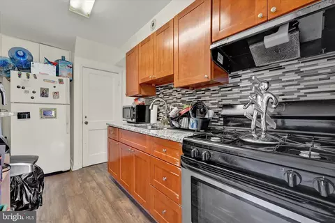 611 Walker Ave, Baltimore, MD 21212 photo 15