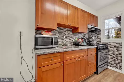 611 Walker Ave, Baltimore, MD 21212 photo 14